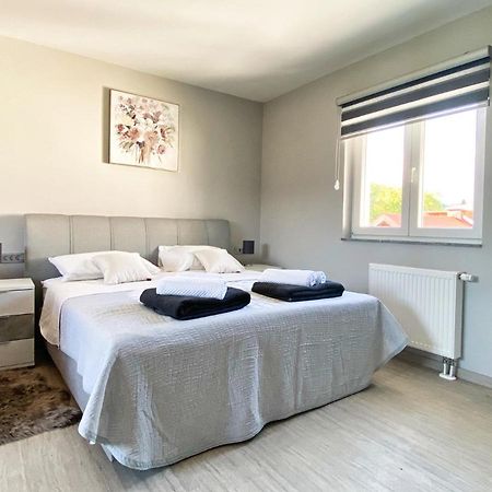 Apartmani Fenestra Otočac Extérieur photo
