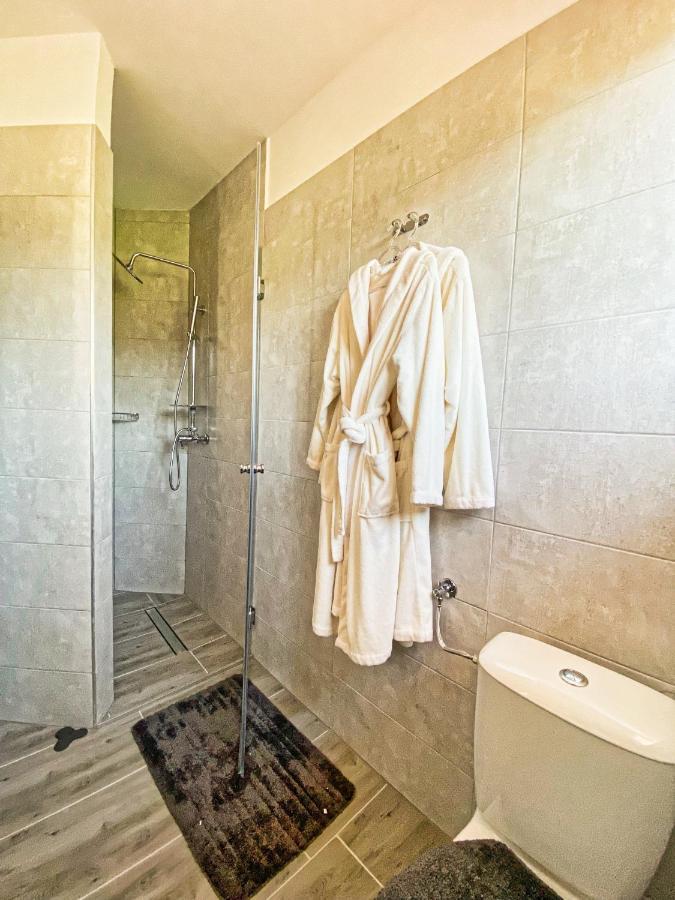 Apartmani Fenestra Otočac Extérieur photo
